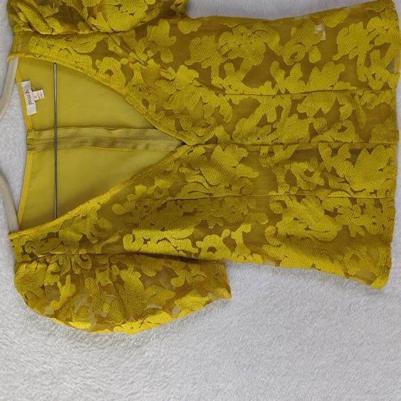 Peach Junior's Mustard Yellow Sheer Puff Sleeve Cropped Shirt Size S - Picture 2 of 7